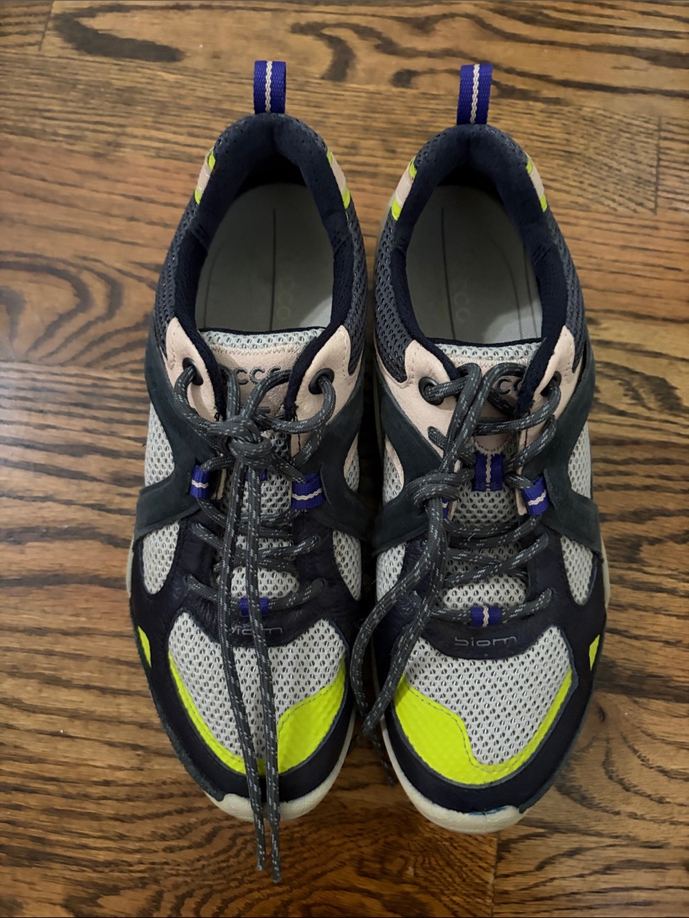 Ecco Women’s Navy, Gray and Yellow Athletic Hiking Shoes Size 7